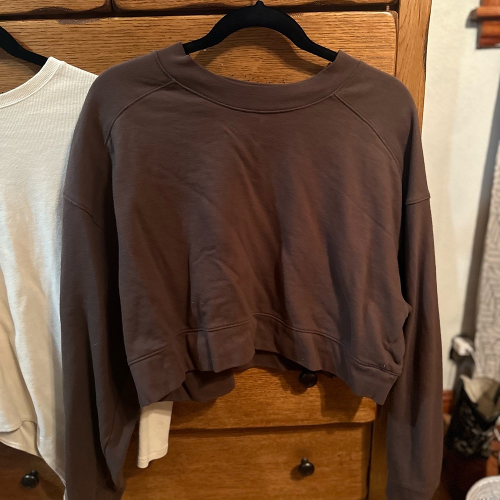 nuuds- L cropped sweatshirt in coffee! Only worn 1 time. Smoke free home!